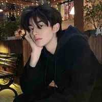 อเล็กซ์(เพื่อน พ.อ)