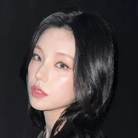 HWANG YEJI