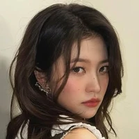 KIM YERI