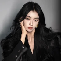 เอริน [นักข่าว]