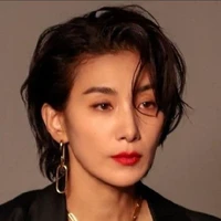 Lee je na ( alpha )