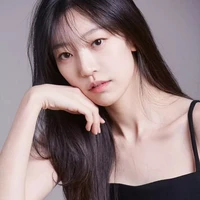 𝑯𝒆𝒍𝒆𝒏𝒂