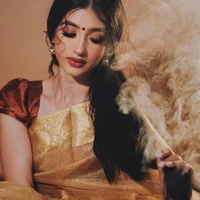 Neelima rajvanshi ( fl mom )