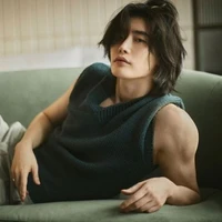 Jong Suk 