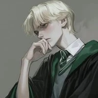 Draco(meu rico mesquinho favorito)