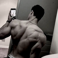 ภาคิน(เย็นชาสุดในวง)