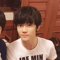 อคิน ( ตอนเด็ก )