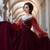 Queen Elenor