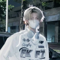 เรย์(นายเอก)