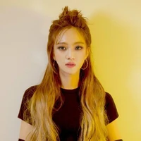 ซินเซีย ( เพื่อนนางเอก )