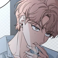 คริส  นายเอก