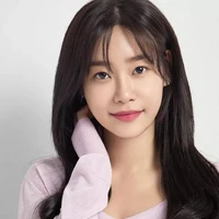 Park Yuna ( Omega )