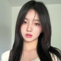 พลอย(เพื่อนนางเอก)