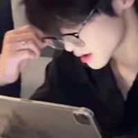ลูคิส(พี่ชายน.อ)
