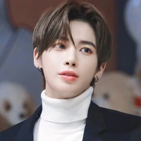 Kang Taehyun (27) Secretary of JK