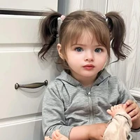 Emilly 