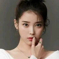 IU