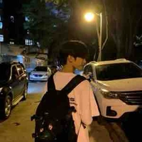 จิ้น(นายเอก)