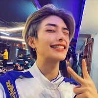 เจมส์(พี่นอ.)นักสืบ