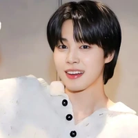Jimin{humano}