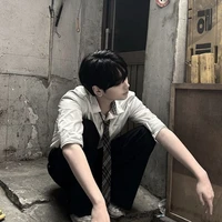 เอมิ(บอดี้การ์ดน.อ)🇹🇭🇯🇵