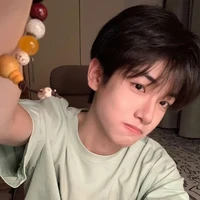 ฟีฟ่า(นายเอก👑)