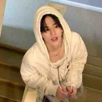 น้องจินน(น้องในรุ่นพี่มาร์ค)