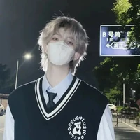 ฉินเว่ยเจียง