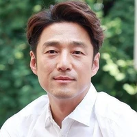Jeon Taehyun ( 60 ans, Alpha, Riche)