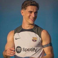 Pablo Gavi (20)