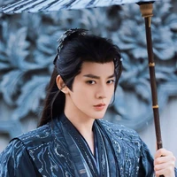 หลงอี้เฉิน (พระเอก – ท่านอ๋อง)