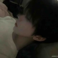 ซีไนน์ | นายเอก
