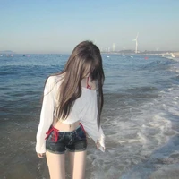หลิน(ชะนี)👎🏼