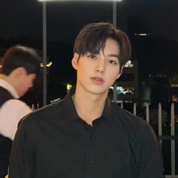 ธีภพ:พระเอก