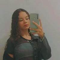 Isabella (melhor amiga/12 anos)