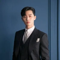 Park Seo-Joon.