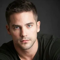 Adriano/Humano
