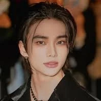 Wang hyunjin