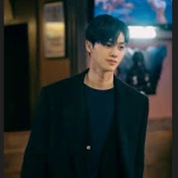 กาย👑