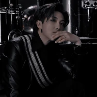 Kim Namjoom ( de Lucas)