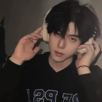 ลีโอ(ลูกน้องพ.อ แฝดพี่)