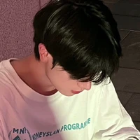 ก้อง(เพื่อนนายเอก)