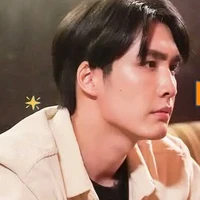 นิวตัน(พี่ชายพ.อ.)