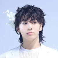 Jeon Jungkook | 17