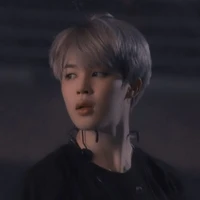 jimin{♡°🐣°♡}