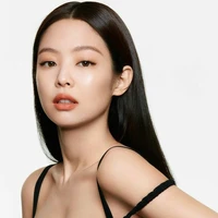 Lee Jennie