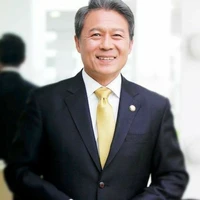 Lee Yong