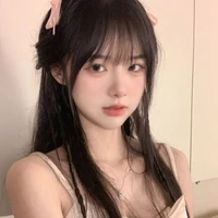 Vania Davina Meshka
