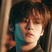 Lee Minho ( 28 ans, PDG, Alpha)