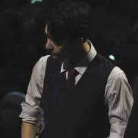 ไวน์ :มือขวา